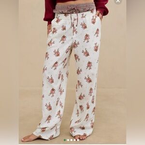 Aerie Cindy Lou Who and Max pajama pant, large